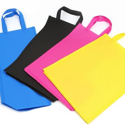 Bolsas de transporte de tela no tejida spunbond con impresión personalizada según los requisitos del cliente